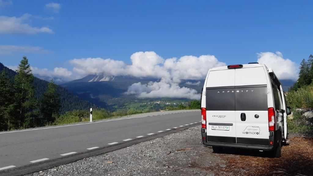 Affnity in den Schweizer Bergen