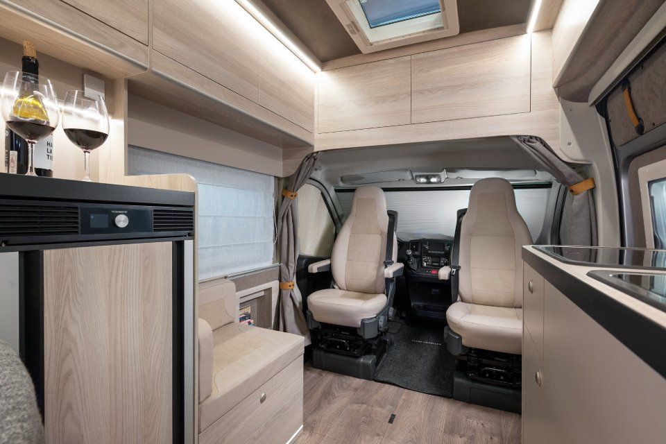 Globe-Traveller Explorer 2XS mit viel Bewegungsfreiheit in Topaz-Line