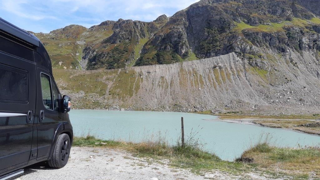 schwarzer Affinity am Steingletscher