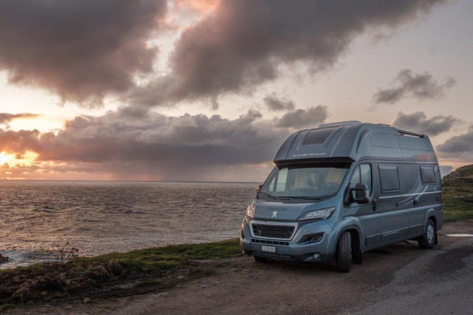 Camper