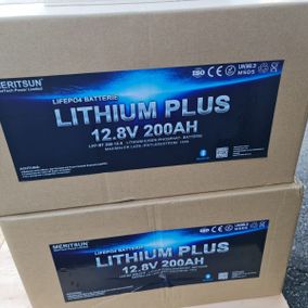 Lithium-Batterie 200 Ah